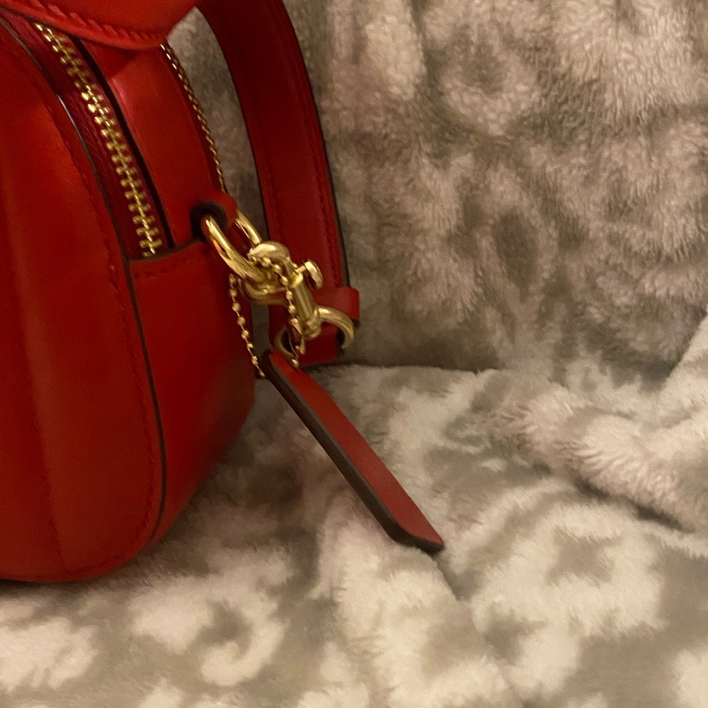 - NWT 👛❤️ Quilted COACH Crossbody/Satchel ❤️👛 - Picture 6 of 11